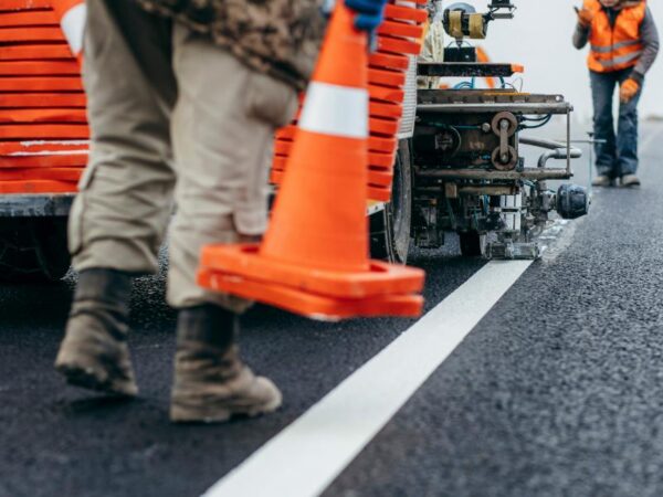 How Do Traffic Control Services Handle Unexpected Emergencies on Site?