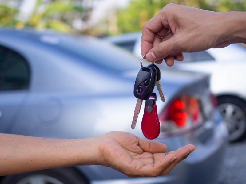How Does Restaurant Valet Service Handle Peak Dining Hours?