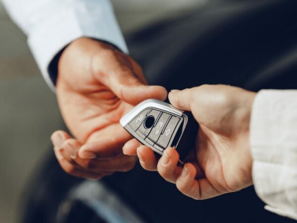 What Types of Restaurants Benefit Most From Valet Service?